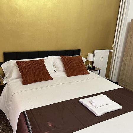 Genova Gold Rooms المظهر الخارجي الصورة