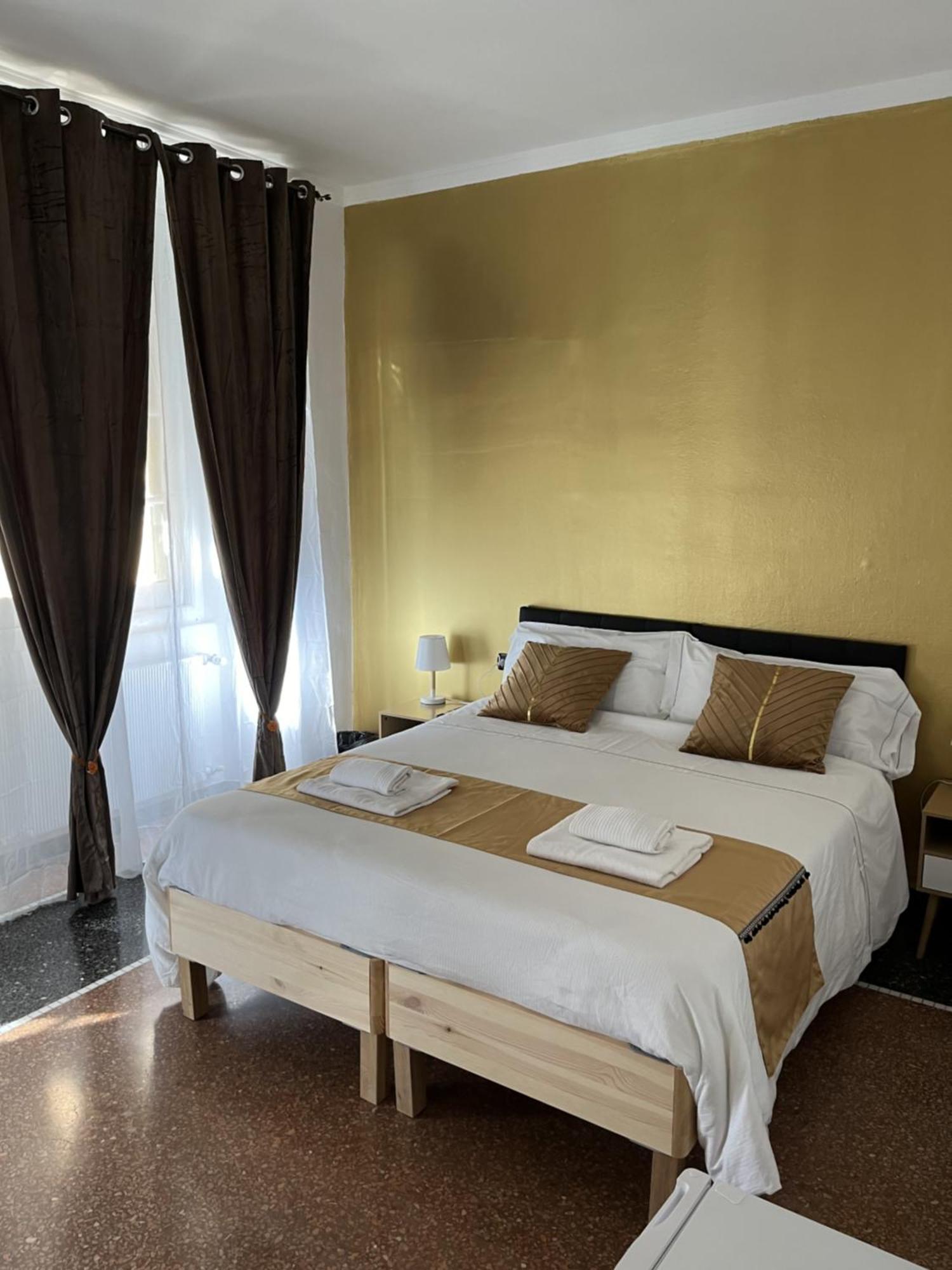 Genova Gold Rooms المظهر الخارجي الصورة