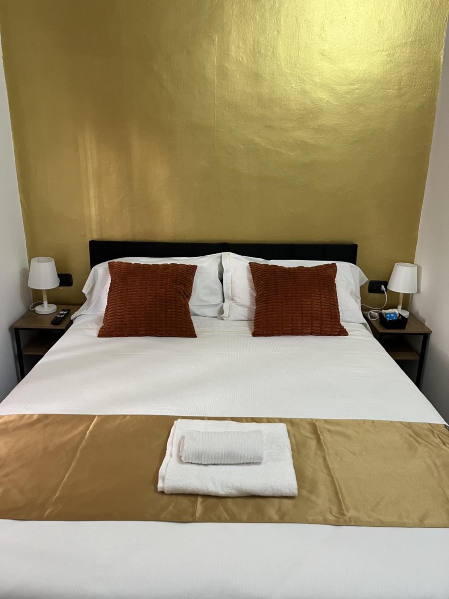Genova Gold Rooms الغرفة الصورة